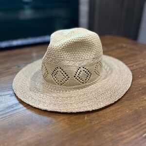 Marcus Adler Sunhat
